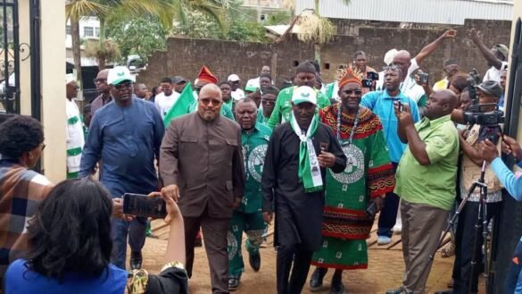 SDF Presidential Candidate Joshua Osih Submits Files for October 12 Election