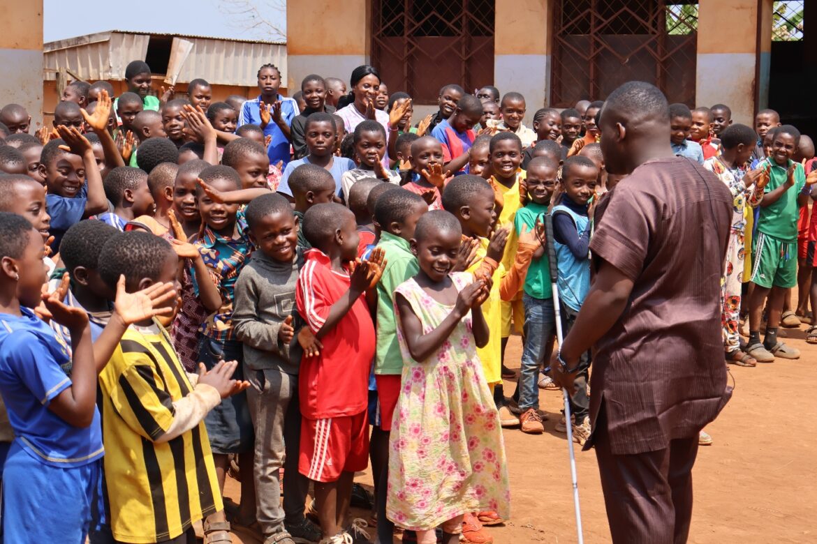 Dr. Kesah Princely Nfotoh inspiring learners of CS Mambu, his alma matter (Image: Boris-Kaloff Batata)
