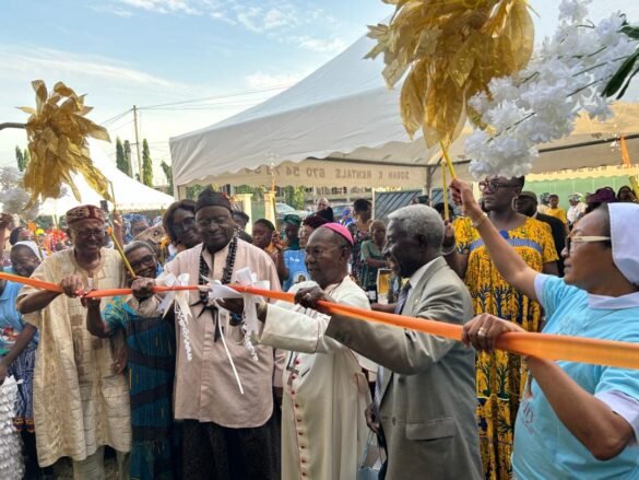 Co-authors, alongside other dignitaries cutting the ribbon to launch the BEE Foundation located in Mutengene