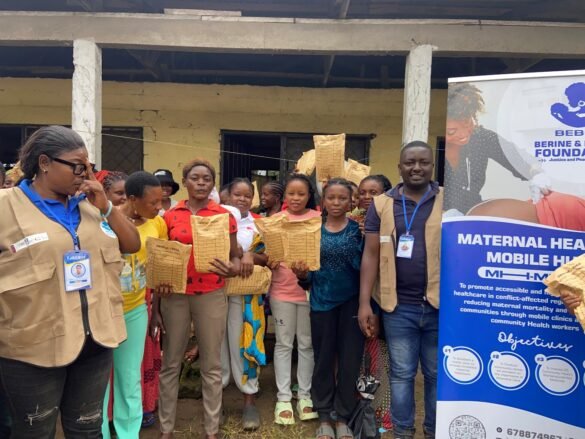 Distributing Delivery Kits to conflict affected pregnant women